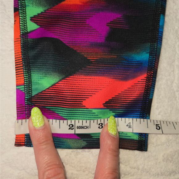 🎄 FILA Sport EUC Running Performance leggings Medium pink green blue Red Black - Picture 15 of 15